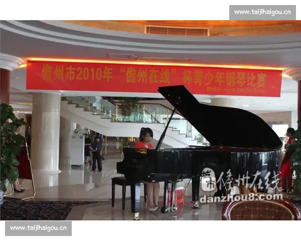 全程精彩解说 2025年度联盟赛事直播全面开启 赛场动态随时掌握